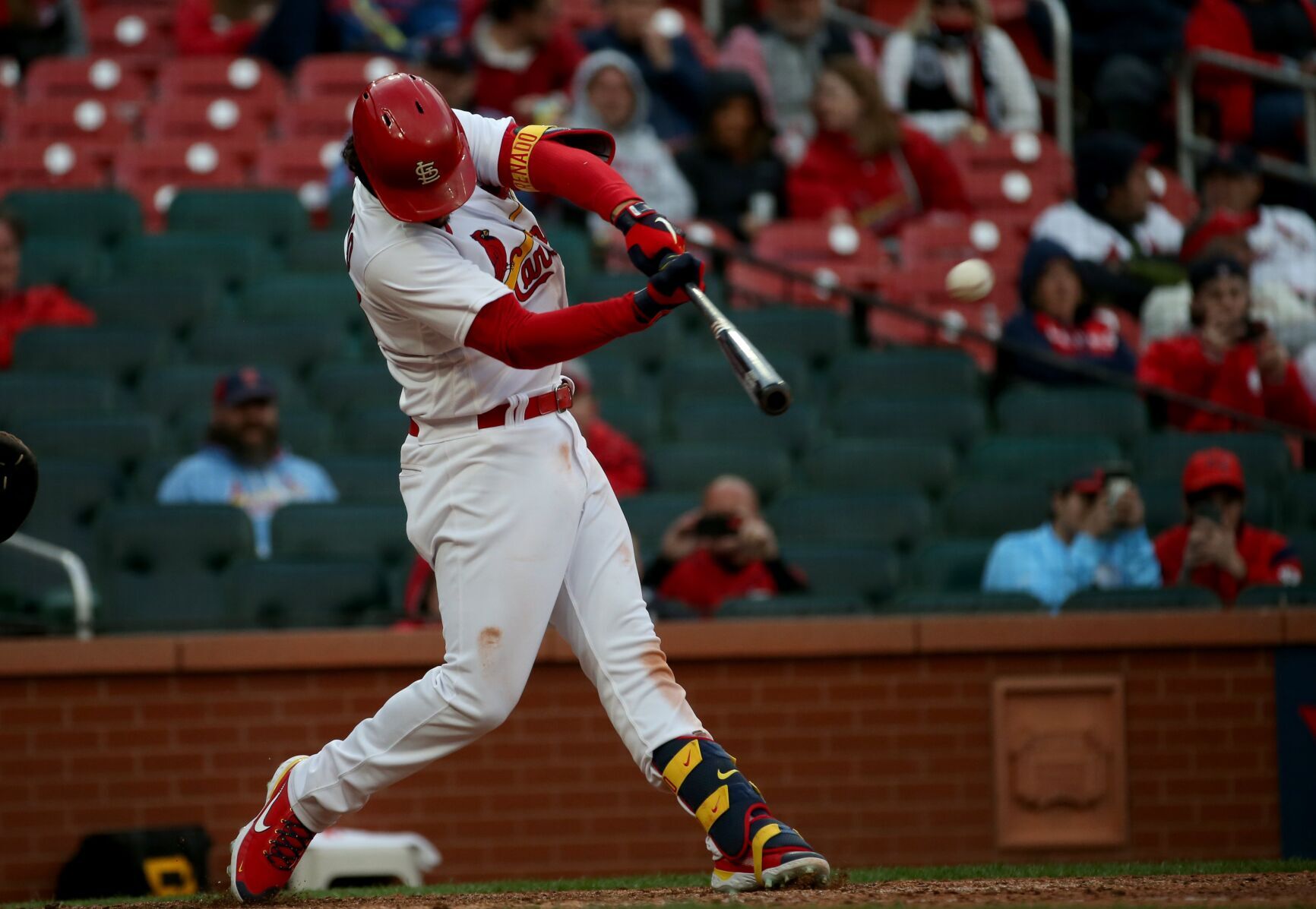 St. Louis Cardinals pound the Pittsburgh Pirates 9-0 in home opener